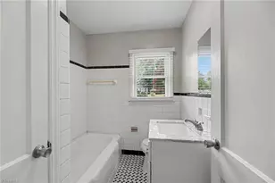 1900 Independence Rd, Greensboro, NC 27408 - Photo 12
