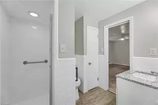 1900 Independence Rd, Greensboro, NC 27408 - Photo 16