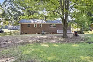 324 Stewart Rd SE, Winston-Salem, NC 27107 - Photo 10