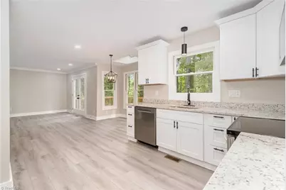 14 Creekstone Court, Greensboro, NC 27407 - Photo 10