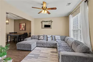 3932 Tarrant Trace Cir, High Point, NC 27265 - Photo 6