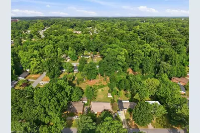 2905 Shamrock Drive, Greensboro, NC 27408 - Photo 36