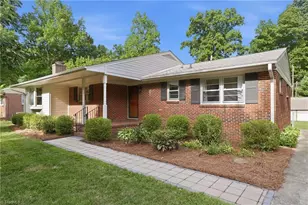 2905 Shamrock Dr, Greensboro, NC 27408 - Photo 6