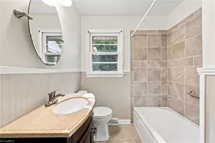2905 Shamrock Dr, Greensboro, NC 27408 - Photo 4