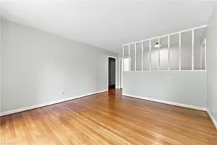 2905 Shamrock Dr, Greensboro, NC 27408 - Photo 12