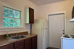 1935 Maryland Ave, Winston-Salem, NC 27101 - Photo 12