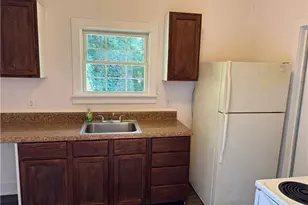 1935 Maryland Ave, Winston-Salem, NC 27101 - Photo 10