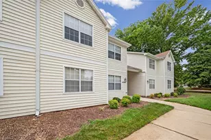 4209 Edith Ln, Greensboro, NC 27409 - Photo 2