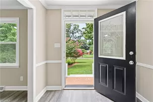 3721 Herchel Ln, Winston-Salem, NC 27106 - Photo 4