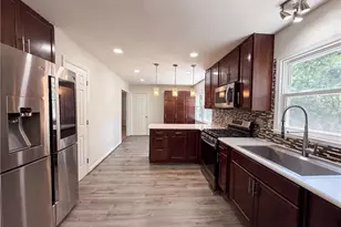 800 Edinburgh Dr, Jamestown, NC 27282 - Photo 12
