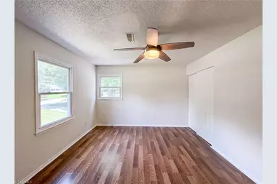 800 Edinburgh Drive, Jamestown, NC 27282 - Photo 4