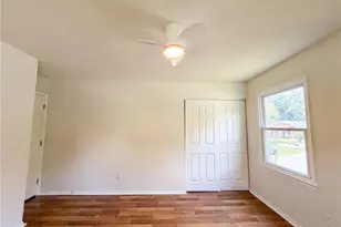 800 Edinburgh Dr, Jamestown, NC 27282 - Photo 16