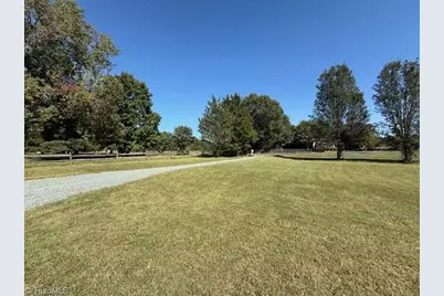 3734 Southeast School Road, Greensboro, NC 27406 - Photo 22