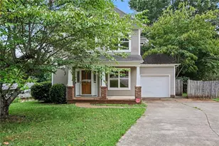 140 Lowery Mill Ln, Winston-Salem, NC 27101 - Photo 2
