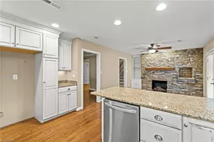 1116 Wynnewood Ave, High Point, NC 27262 - Photo 12