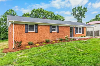 220 Kerner Knolls Drive, Kernersville, NC 27284 - Photo 4