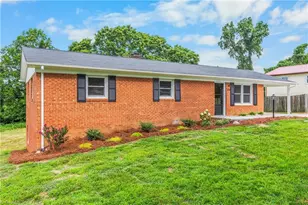 220 Kerner Knls Dr, Kernersville, NC 27284 - Photo 4