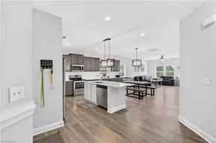 1671 Coopers Hawk Dr, Kernersville, NC 27284 - Photo 4