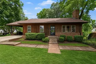 1211 E Willowbrook Dr, Burlington, NC 27215 - Photo 1
