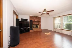 4613 Sun Valley Ln, Kernersville, NC 27284 - Photo 16