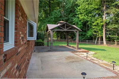 4613 Sun Valley Lane, Kernersville, NC 27284 - Photo 10