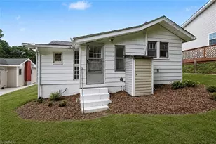 1306 Forrest St, High Point, NC 27262 - Photo 24