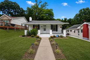 1306 Forrest St, High Point, NC 27262 - Photo 2