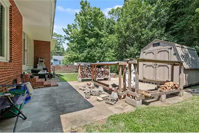 305 Hilltop Drive, Lexington, NC 27292 - Photo 22