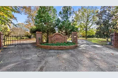 215 Robertson Road, Roxboro, NC 27574 - Photo 2