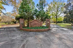 215 Robertson Rd, Roxboro, NC 27574 - Photo 2