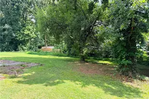 506 E Farriss Ave, High Point, NC 27262 - Photo 24