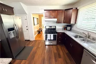 506 E Farriss Ave, High Point, NC 27262 - Photo 8