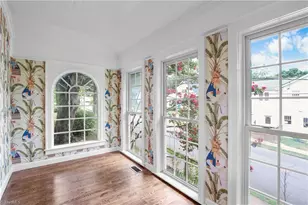 933 West St, Winston-Salem, NC 27101 - Photo 8