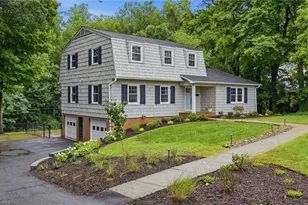1030 Yorkshire Rd, Winston-Salem, NC 27106 - Photo 2
