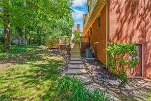 4510 Highberry Rd, Greensboro, NC 27410 - Photo 8