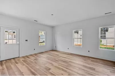 814 Vail Avenue, High Point, NC 27260 - Photo 6