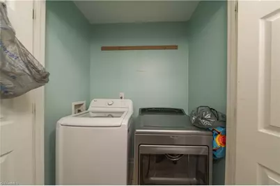 1021 Asheboro Street, High Point, NC 27260 - Photo 20