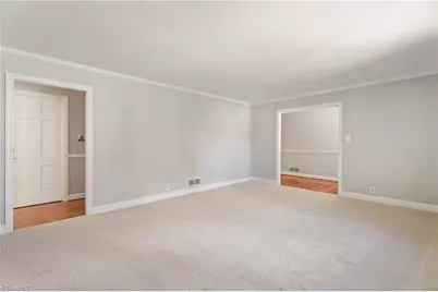 406 S Cliffdale Drive, Winston-Salem, NC 27104 - Photo 10