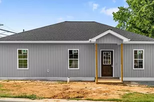 816 Vail Ave, High Point, NC 27260 - Photo 2