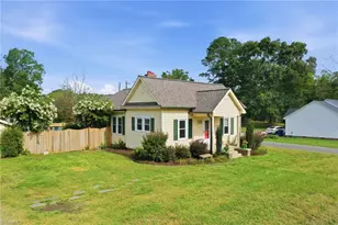 319 Apple St, Gibsonville, NC 27249 - Photo 4
