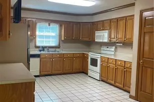 486 Windsor Park Rd, Kernersville, NC 27284 - Photo 6