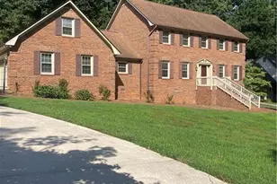 486 Windsor Park Rd, Kernersville, NC 27284 - Photo 2