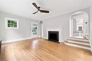 901 Fairmont St, Greensboro, NC 27401 - Photo 8