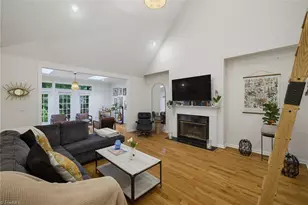 8 Elm Grove Way, Greensboro, NC 27405 - Photo 20