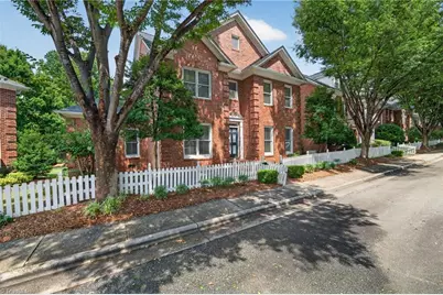 14 Checkerberry Square, Greensboro, NC 27455 - Photo 2