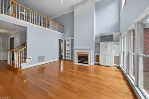 14 Checkerberry Square, Greensboro, NC 27455 - Photo 8