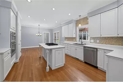 14 Checkerberry Square, Greensboro, NC 27455 - Photo 12
