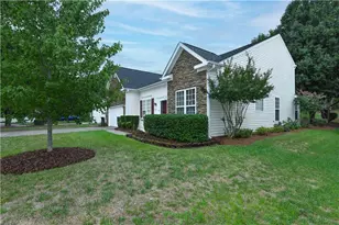 4120 Pepperbush Dr, Greensboro, NC 27405 - Photo 2