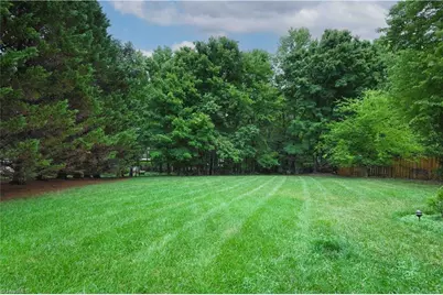 2405 Glen Cove Way, High Point, NC 27265 - Photo 30