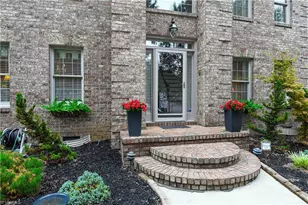 2405 Glen Cove Way, High Point, NC 27265 - Photo 2